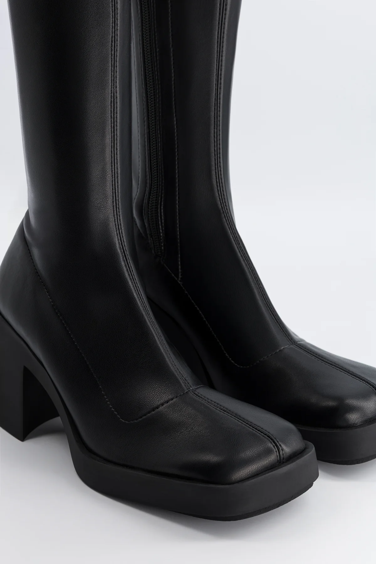 Chloë black high boots - Image 3