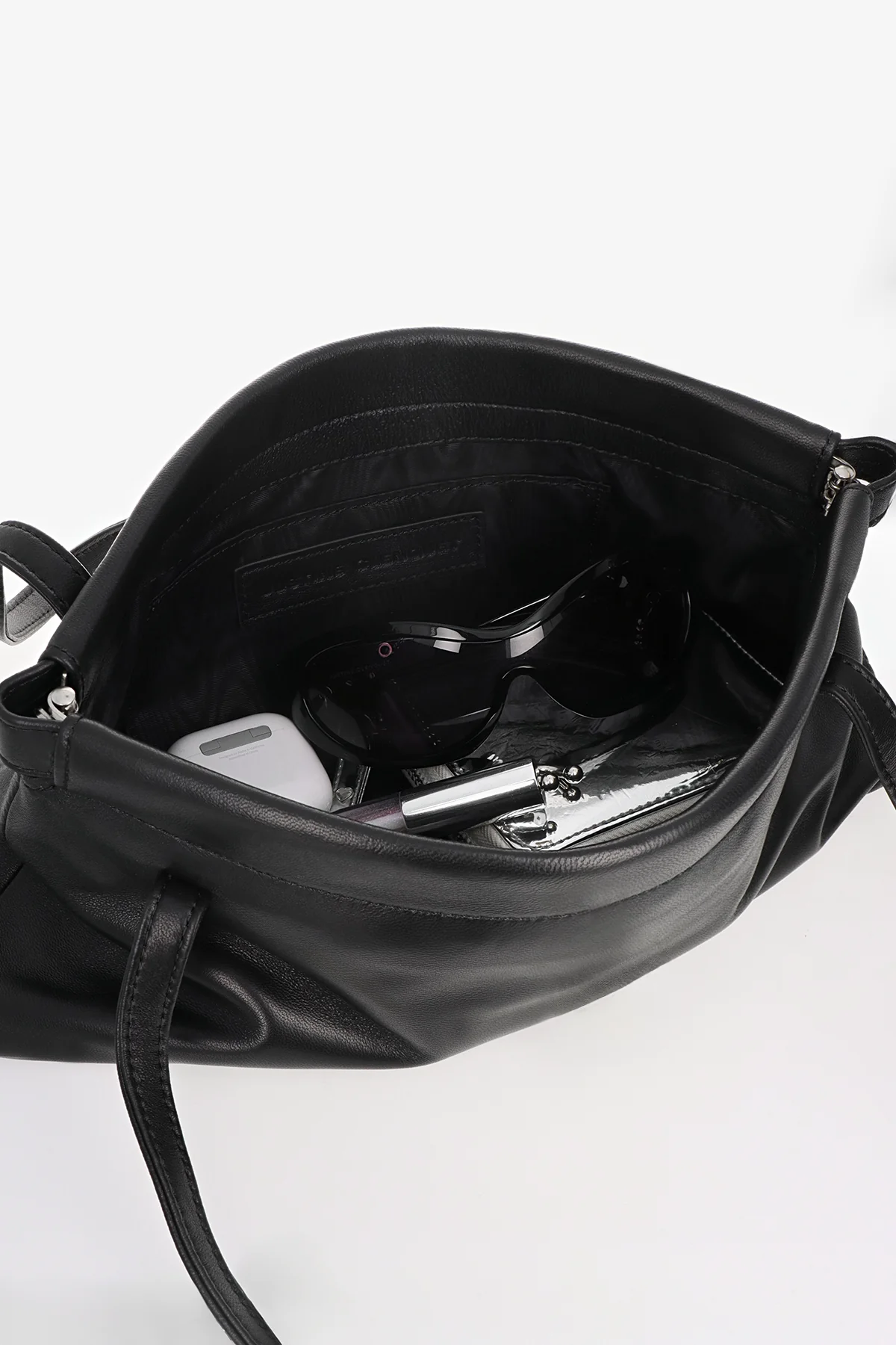 Flor black bag with chain charm - Image 6